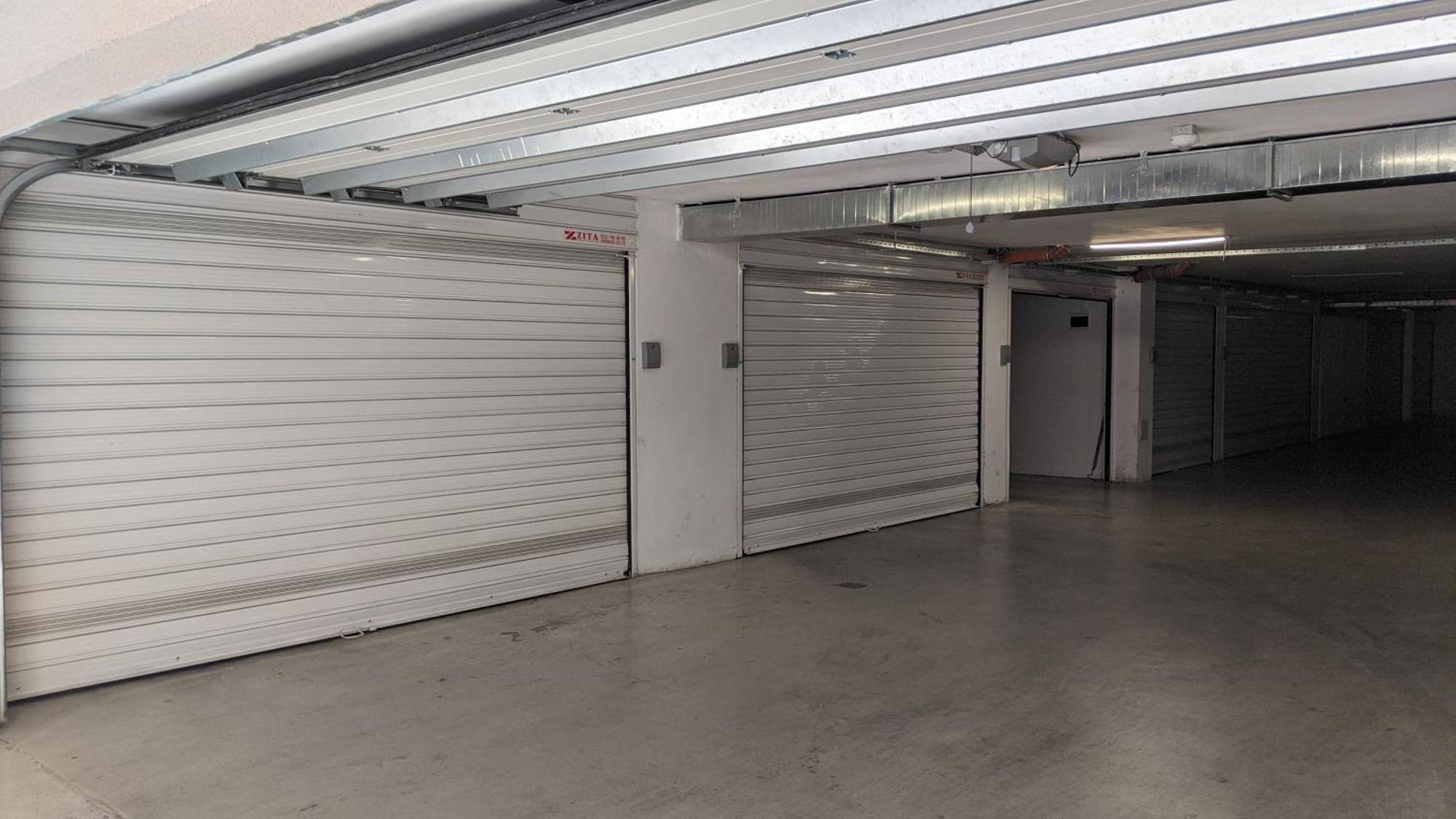 Lux 2 Central Apartment With Garage Plovdiv Ngoại thất bức ảnh